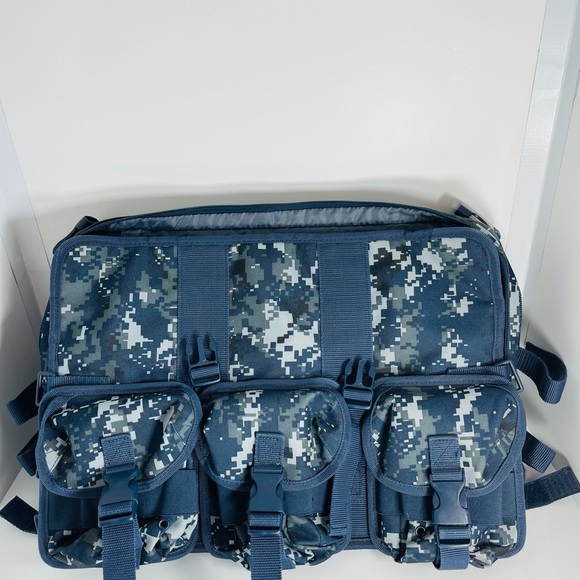 Blue Camo Messenger Bag - Picture 7 of 8